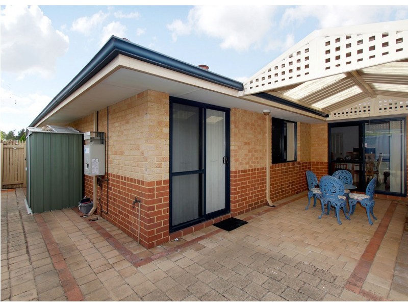 1/380 The Strand, Dianella WA 6059