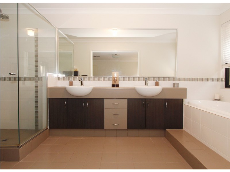 71 Daleford Way, Southern River WA 6110