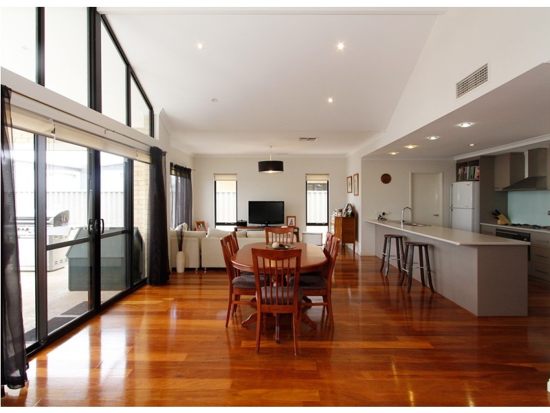 71 Daleford Way, Southern River WA 6110