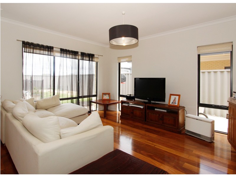 71 Daleford Way, Southern River WA 6110