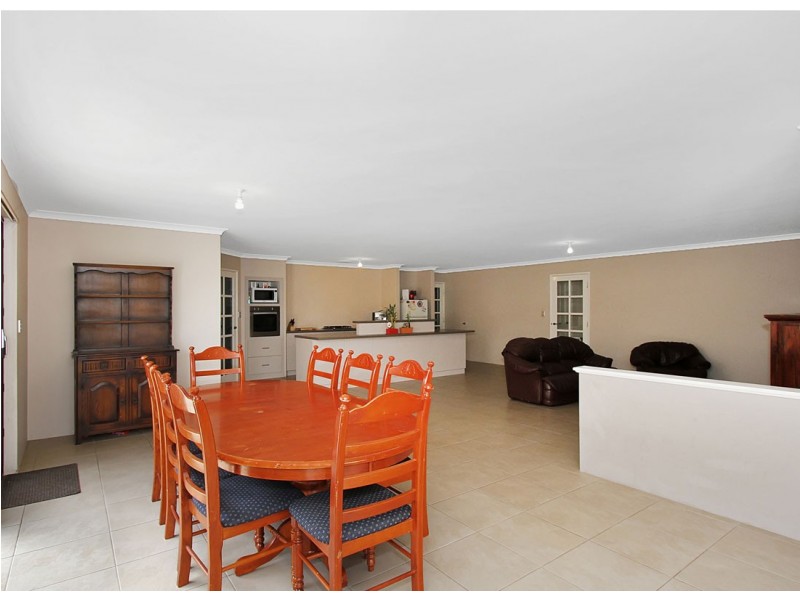 10 Abbotsdale Way, Southern River WA 6110