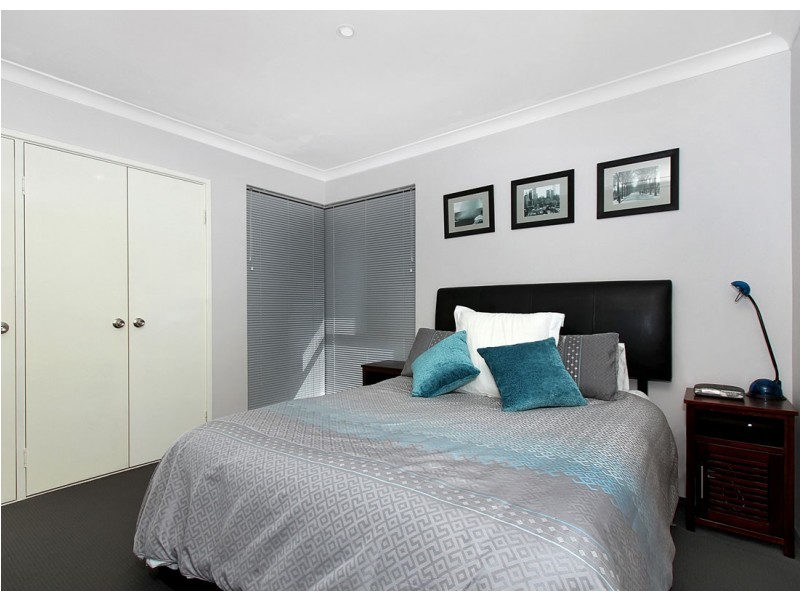 2/105 Pola Street, Dianella WA 6059