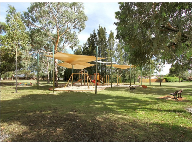 2/105 Pola Street, Dianella WA 6059