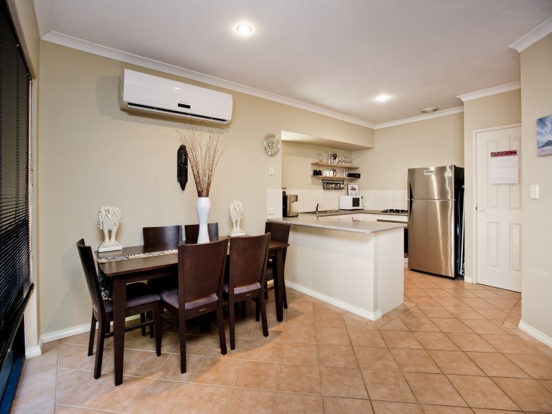 1/102 Banksia Street, Tuart Hill WA 6060