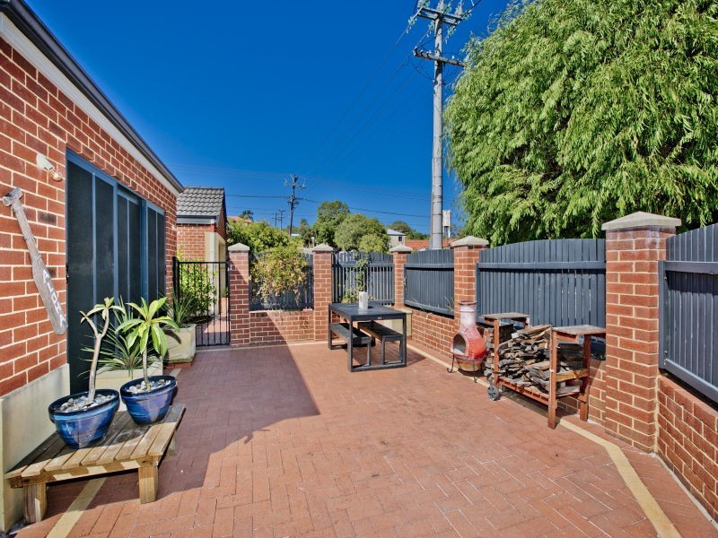 1/102 Banksia Street, Tuart Hill WA 6060