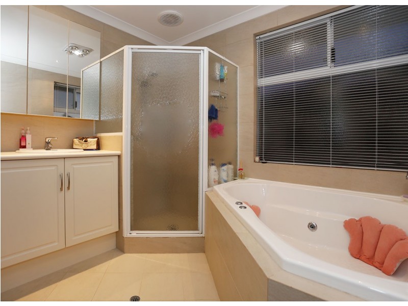 1/8 Palmer Place, Embleton WA 6062
