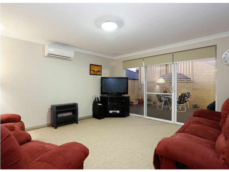 1/8 Palmer Place, Embleton WA 6062