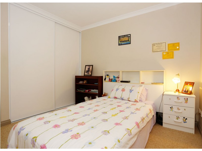 1/8 Palmer Place, Embleton WA 6062