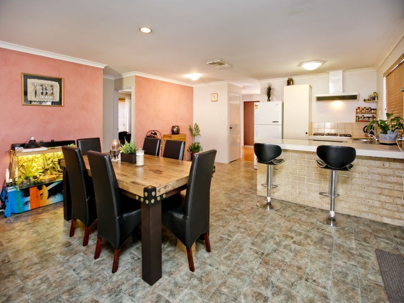 11 Figtree Place, Beechboro WA 6063