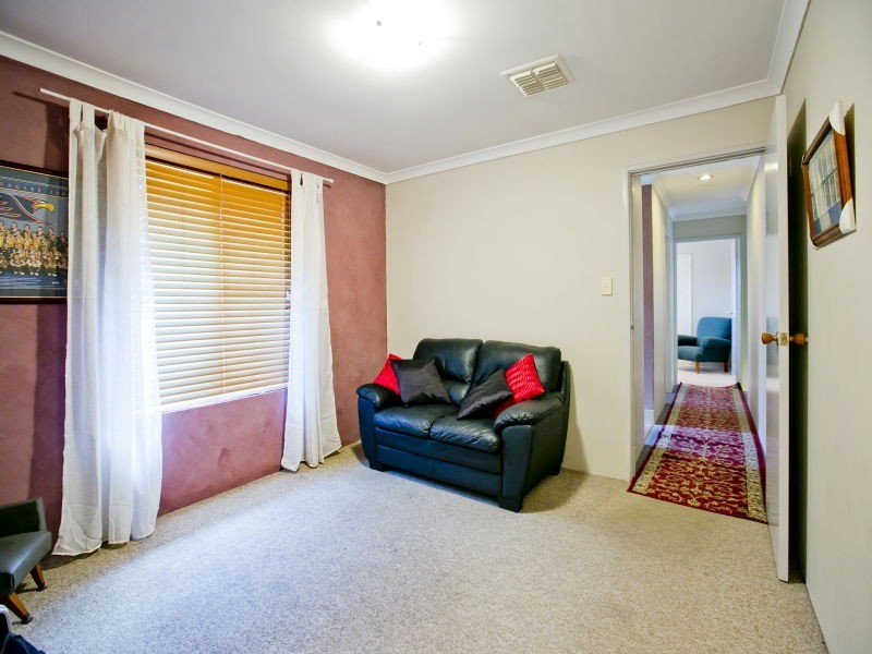 11 Figtree Place, Beechboro WA 6063