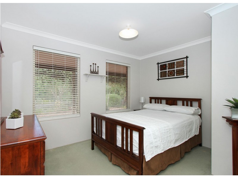 15 Glen Ross Chase, Jane Brook WA 6056