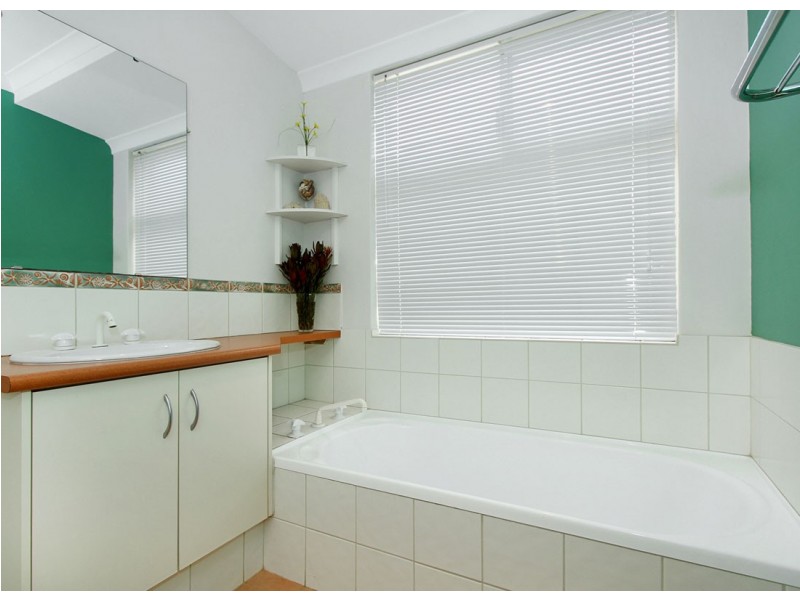 15 Glen Ross Chase, Jane Brook WA 6056