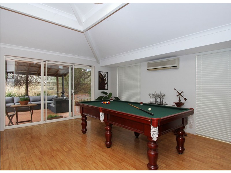 15 Glen Ross Chase, Jane Brook WA 6056