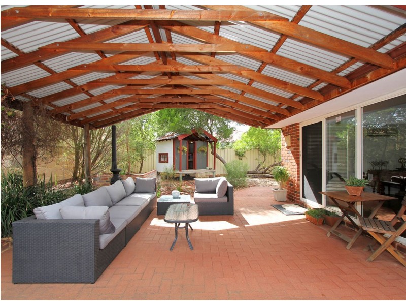 15 Glen Ross Chase, Jane Brook WA 6056