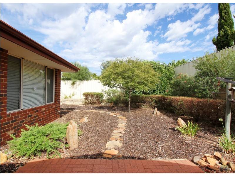 15 Glen Ross Chase, Jane Brook WA 6056