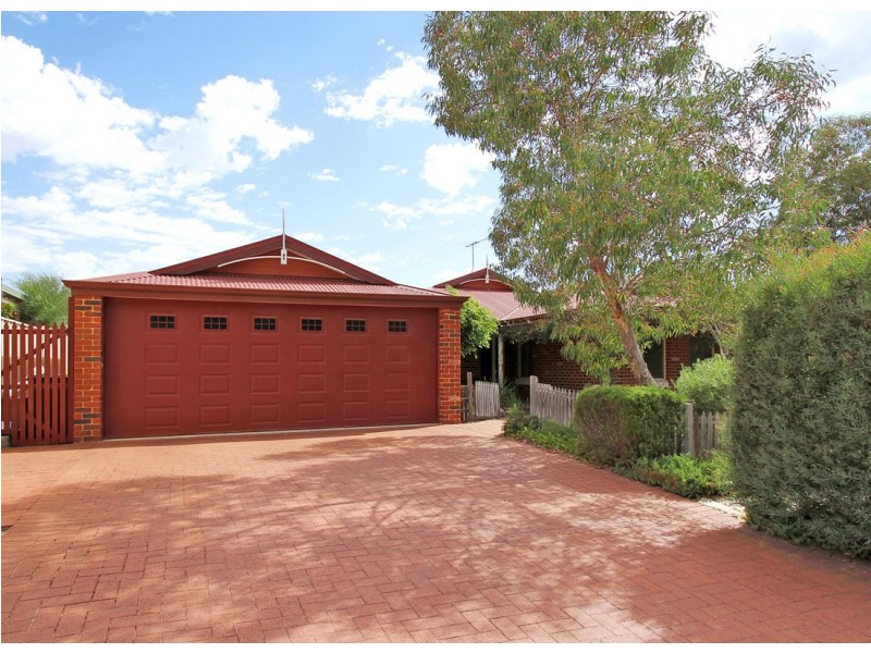 15 Glen Ross Chase, Jane Brook WA 6056