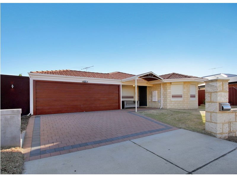 11 Hastie Close, Brookdale WA 6112