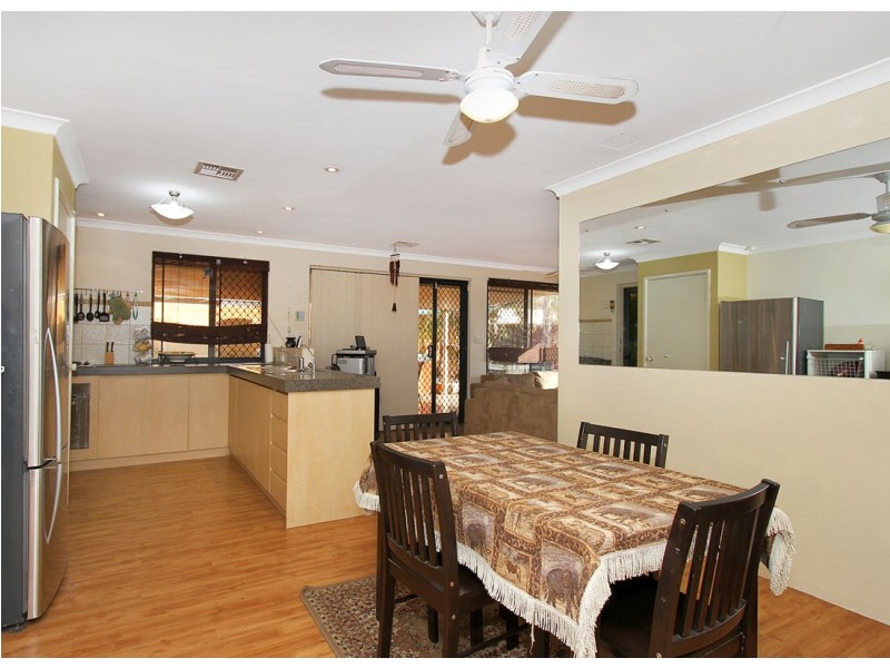 11 Hastie Close, Brookdale WA 6112