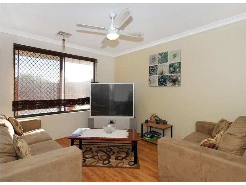 11 Hastie Close, Brookdale WA 6112