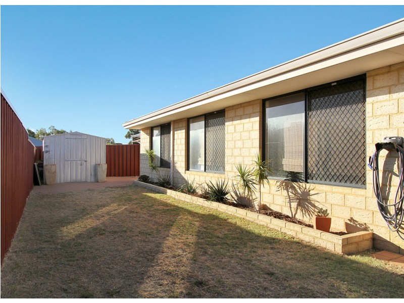 11 Hastie Close, Brookdale WA 6112