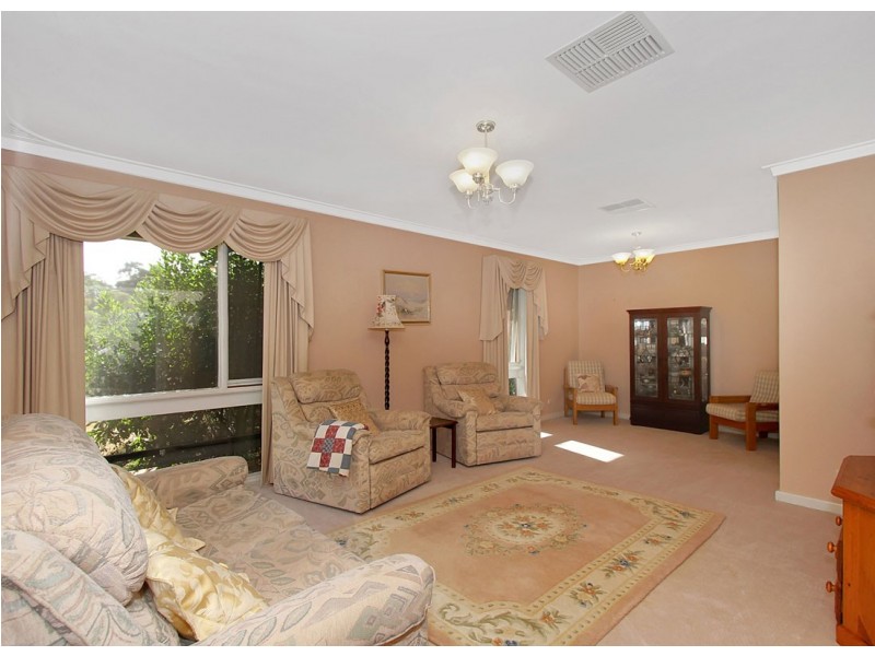 7 Gabo Road, Greenmount WA 6056