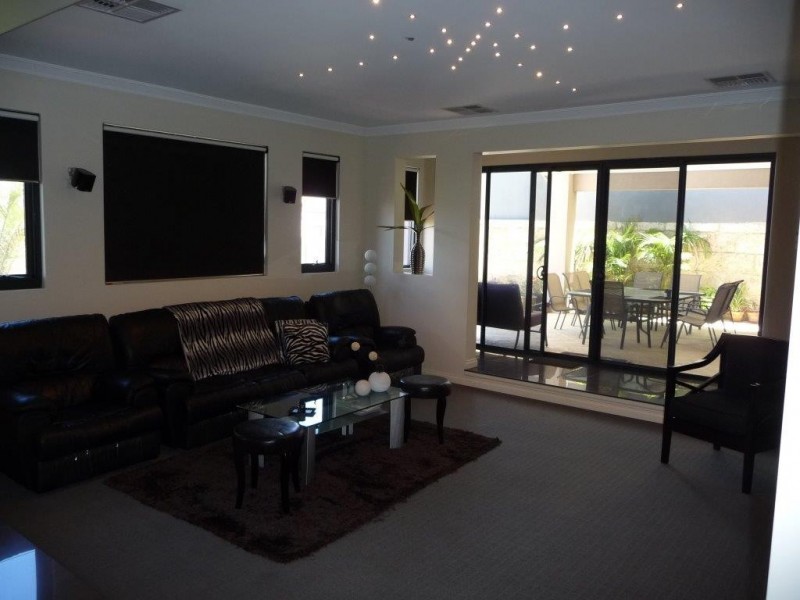 1 Benghazi Loop, Dianella WA 6059