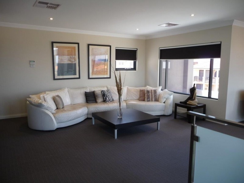 1 Benghazi Loop, Dianella WA 6059