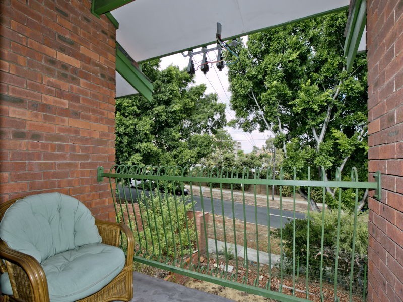 16/46 King George Street, Victoria Park WA 6100