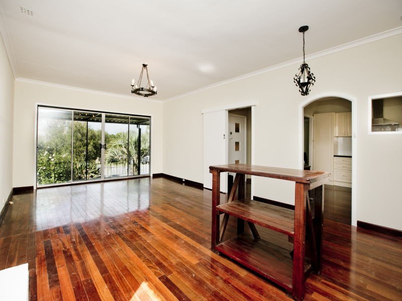 24 Schofield Street, Eden Hill WA 6054