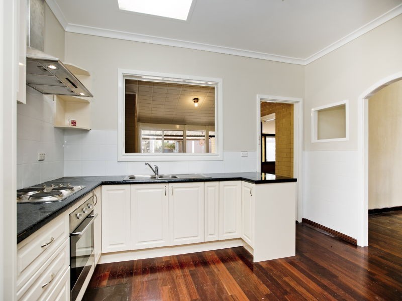 24 Schofield Street, Eden Hill WA 6054