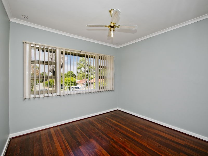 24 Schofield Street, Eden Hill WA 6054