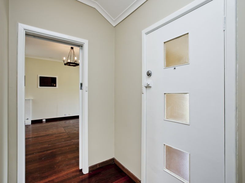 24 Schofield Street, Eden Hill WA 6054