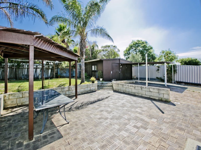 24 Schofield Street, Eden Hill WA 6054