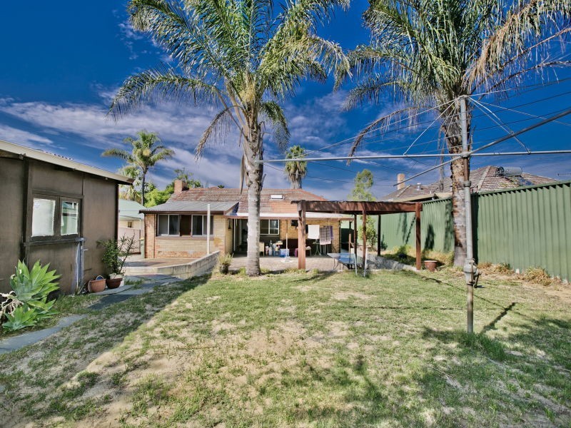 24 Schofield Street, Eden Hill WA 6054