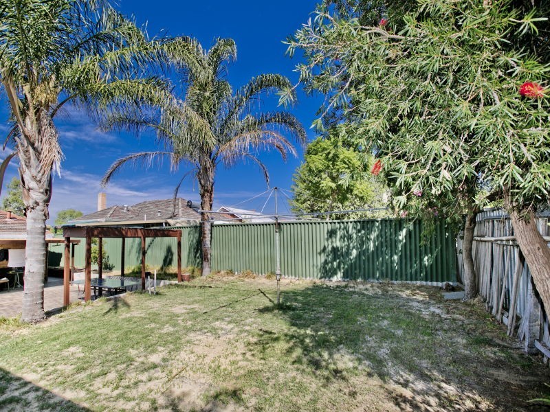 24 Schofield Street, Eden Hill WA 6054