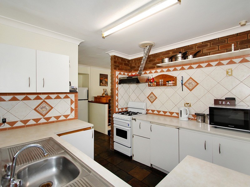 21 Barrallier Circle, Mirrabooka WA 6061