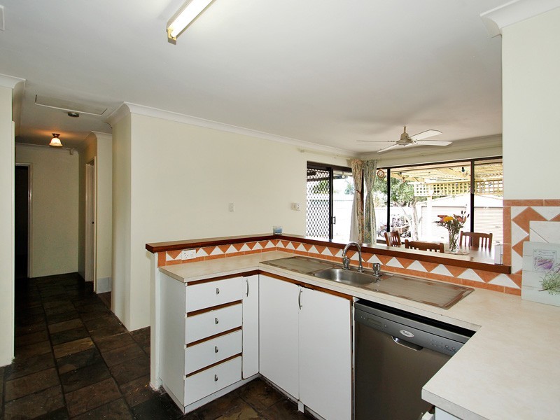 21 Barrallier Circle, Mirrabooka WA 6061