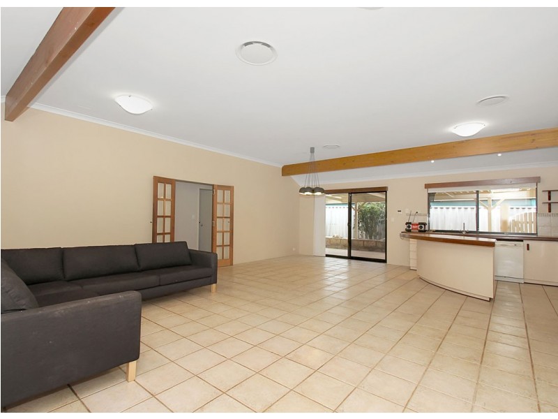 6 Sinai Place, Lockridge WA 6054