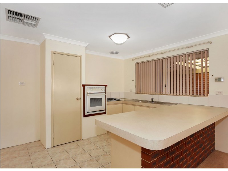 7B Hamlyn Glen, Kiara WA 6054