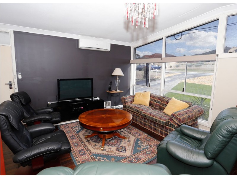 44 Penzance Street, Bassendean WA 6054