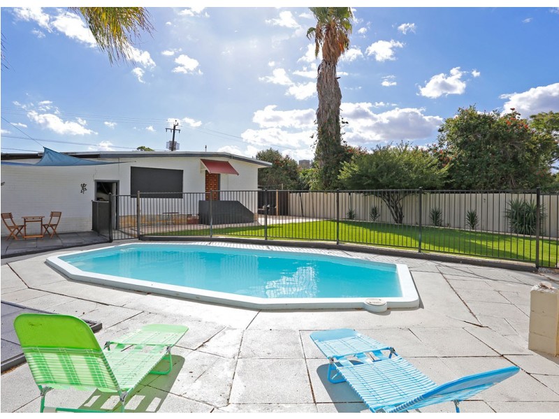 44 Penzance Street, Bassendean WA 6054