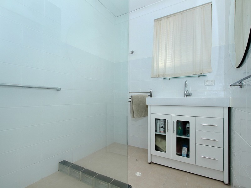 28 Walkington Way, Eden Hill WA 6054