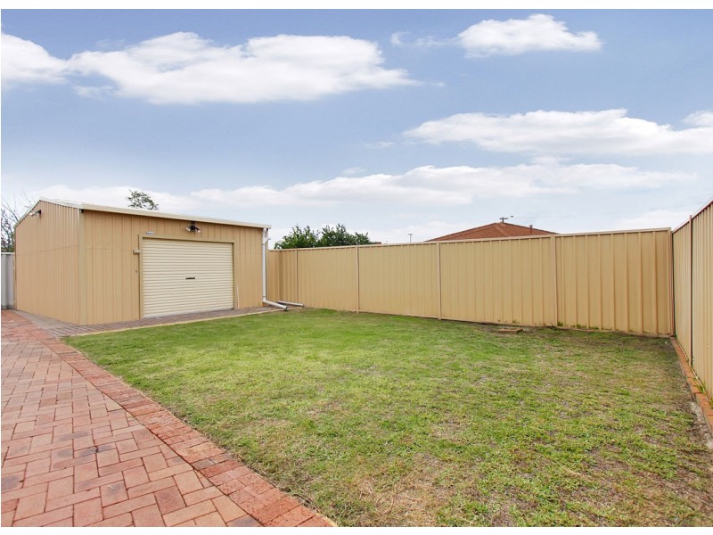34 Darwin Crescent, Beechboro WA 6063