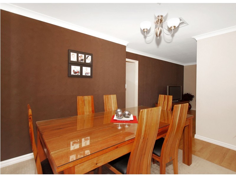 34 Darwin Crescent, Beechboro WA 6063