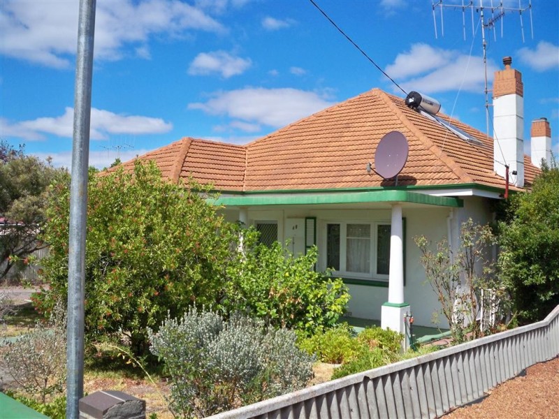 48 Adam Street, Katanning WA 6317