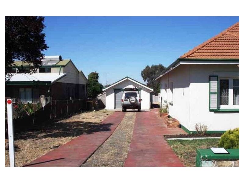 48 Adam Street, Katanning WA 6317