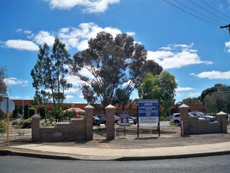 48 Adam Street, Katanning WA 6317