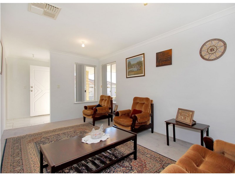 13 Grange Court, Eden Hill WA 6054