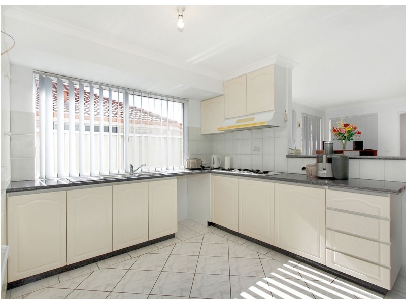 13 Grange Court, Eden Hill WA 6054