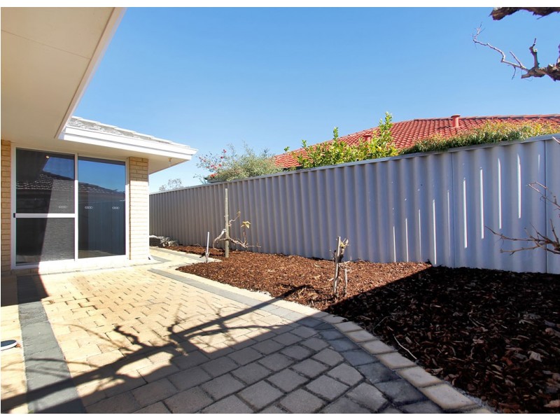 13 Grange Court, Eden Hill WA 6054